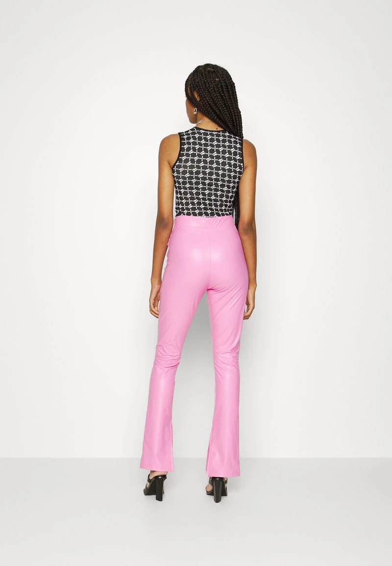 Nly By Nelly STUNNING SLIT PANTS - Stoffhose - Pink, Damen 5 Nly By Nelly STUNNING SLIT PANTS - Stoffhose - Pink, Damen – Bild 3