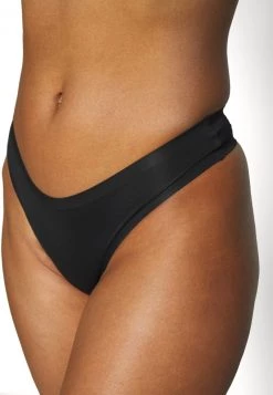 Nly By Nelly SEAMLESS THONG 2 PACK - String - Black/beige, Damen -Nly by Nelly Verkaufsladen 335da35c28644dd7b9e562c69dfe5341