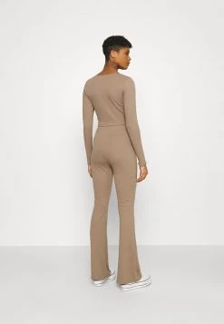 Nly By Nelly MY PERFECT SET - Sweatshirt - Nougat, Damen -Nly by Nelly Verkaufsladen 361224a681bc4574b8ef8ddf25111dd7