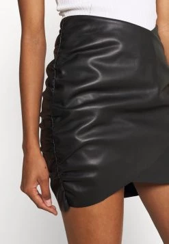 Nly By Nelly DRAPED SKIRT - Minirock - Black, Damen 11 Nly By Nelly DRAPED SKIRT - Minirock - Black, Damen -Nly by Nelly Verkaufsladen 37a9a4d2775b4081af6e08d817720a4b