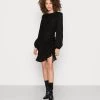 Nly By Nelly ALL I WANTED FLOUNCE DRESS - Freizeitkleid - Black, Damen -Nly by Nelly Verkaufsladen 3aa7905d02e2400fb36754b28da8e387