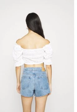 Nly By Nelly EMBROIDERED CROPPED - Bluse - White, Damen -Nly by Nelly Verkaufsladen 3ef72d971f2f4c0c96460027a9d927b0