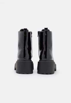 Nly By Nelly LOW SHAFT BOOT - Plateaustiefelette - Shiny Black, Damen -Nly by Nelly Verkaufsladen 419b89cfe2fe4dfeb0d172c55b1dcddd