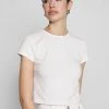 Nly By Nelly PERFECT CROPPED TEE - T-Shirt Basic - White, Damen 1 Nly By Nelly PERFECT CROPPED TEE - T-Shirt Basic - White, Damen -Nly by Nelly Verkaufsladen 42ee4dc155fb454a86b220a08e5e9dd1