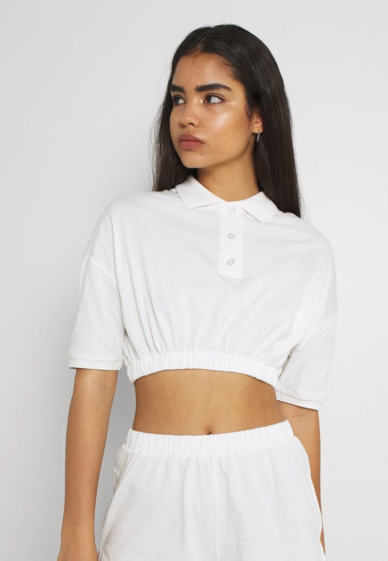 Nly By Nelly CROPPED COLLAR SET - Shorts - White, Damen 6 Nly By Nelly CROPPED COLLAR SET - Shorts - White, Damen – Bild 4