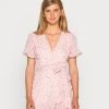 Nly By Nelly DREAM ON WRAP DRESS - Freizeitkleid - Floral, Damen 1 Nly By Nelly DREAM ON WRAP DRESS - Freizeitkleid - Floral, Damen -Nly by Nelly Verkaufsladen 43b94a78e95b4f77a970eef304e69a6b