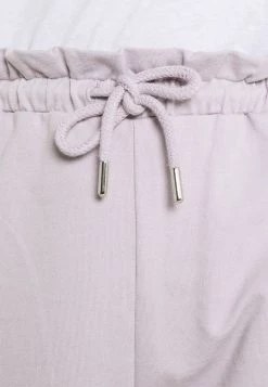 Nly By Nelly MY FAVORITE - Shorts - Light Purple, Damen -Nly by Nelly Verkaufsladen 5d758fab2f104d248bebf29373fbef2d