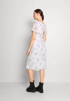 Nly By Nelly FRILL SWEETHEART DRESS - Freizeitkleid - White, Damen