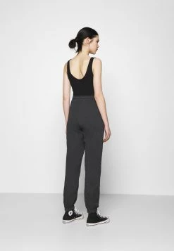 Nly By Nelly WASHED OUT PANTS - Jogginghose - Offblack, Damen 11 Nly By Nelly WASHED OUT PANTS - Jogginghose - Offblack, Damen -Nly by Nelly Verkaufsladen 7330cdee215b4aae9b22929562e41c8b