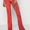 Nly By Nelly WAIST PRINT PANT - Stoffhose - Red, Damen 1 Nly By Nelly WAIST PRINT PANT - Stoffhose - Red, Damen -Nly by Nelly Verkaufsladen 7be27bca0fda4842951b85d68c55032f