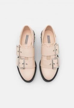 Nly By Nelly BUCKLE UP FLAT SHOE - Slipper - Beige, Damen -Nly by Nelly Verkaufsladen 7dd5a01d96a842f4815a591e7fc1642a