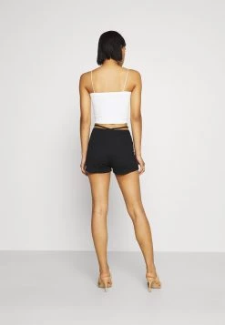 Nly By Nelly STRING DETAIL - Shorts - Black, Damen -Nly by Nelly Verkaufsladen 9676e1fcf9c84d0fa23e57175a730866