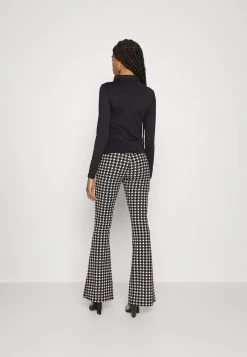 Nly By Nelly LOVELY COLLAR - Hemdbluse - Black, Damen -Nly by Nelly Verkaufsladen 9ce72343e99f43ffb0e32cea41ad2b76