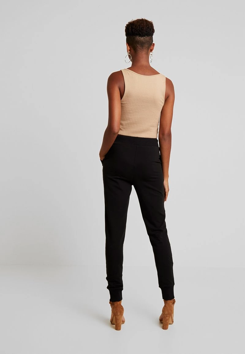 Nly By Nelly PERFECT - Jogginghose - Black, Damen 5 Nly By Nelly PERFECT - Jogginghose - Black, Damen – Bild 3