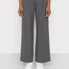 Nly By Nelly ALL IN CREPE PANTS - Stoffhose - Offblack, Damen -Nly by Nelly Verkaufsladen a58f32bce6424aa58089e2a5aaf7ab4b
