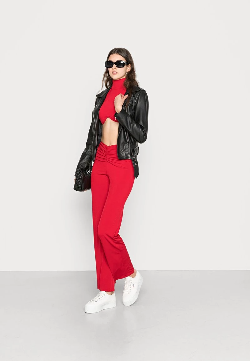 Nly By Nelly RUCHED FRONT PANT - Stoffhose - Red, Damen 4 Nly By Nelly RUCHED FRONT PANT - Stoffhose - Red, Damen – Bild 2