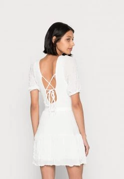 Nly By Nelly OPEN BACK DRESS - Freizeitkleid - White, Damen -Nly by Nelly Verkaufsladen b8c8d62467bd4771b269c40f54482f04