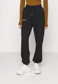 Nly By Nelly EMBROIDERED PANTS - Jogginghose - Black, Damen
