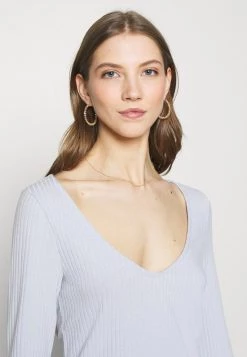 Nly By Nelly FLIRTY SET - Stoffhose - Light Blue, Damen -Nly by Nelly Verkaufsladen c1e8e0b5080a43099c518d842e2221ff