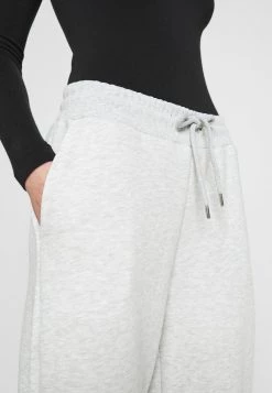 Nly By Nelly PERFECT SLOUCHY PANTS - Jogginghose - Grey Mélange, Damen 14 Nly By Nelly PERFECT SLOUCHY PANTS - Jogginghose - Grey Mélange, Damen -Nly by Nelly Verkaufsladen c8fb3351026e49e69353db60345e8f1e