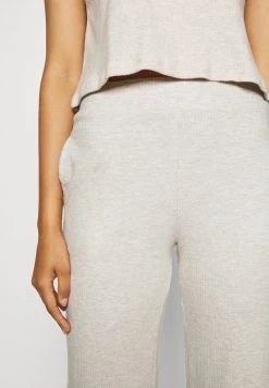 Nly By Nelly COZY TEE - Stoffhose - Beige Mélange, Damen -Nly by Nelly Verkaufsladen dad8a2375b1340ac959c011dc274732a