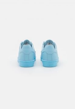 Nly By Nelly FLAWLESS COURT - Sneaker Low - Light Blue, Damen -Nly by Nelly Verkaufsladen dd8bf2a2117c4533a572a2027bd4c517