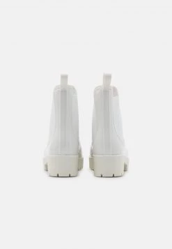 Nly By Nelly EVERYDAY CHELSEA BOOT - Gummistiefel - White, Damen 11 Nly By Nelly EVERYDAY CHELSEA BOOT - Gummistiefel - White, Damen -Nly by Nelly Verkaufsladen f123bdf53aa64adcbf77cc92db59cf59