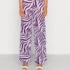 Nly By Nelly FLOWY WIDE LEG PANTS - Stoffhose - Multi Couloured, Damen 2 Nly By Nelly FLOWY WIDE LEG PANTS - Stoffhose - Multi Couloured, Damen -Nly by Nelly Verkaufsladen f70b45db0bf6469e972e9e16a500cfea