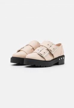 Nly By Nelly BUCKLE UP FLAT SHOE - Slipper - Beige, Damen -Nly by Nelly Verkaufsladen f947f698ff384cf7a04c06b624efc52d
